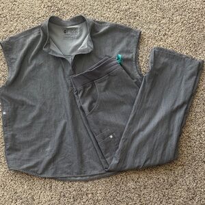 FIGS grey Rafaela top with Cargo pants scrub set